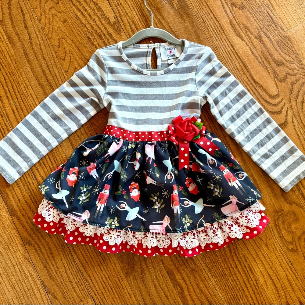 4T Merry Christmas dress with lace. Counting daisies. Nutcracker ballet.
